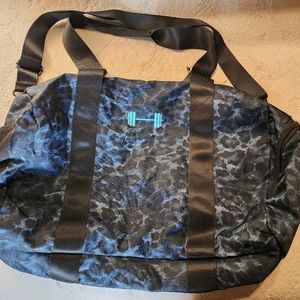 Duffle gym bag